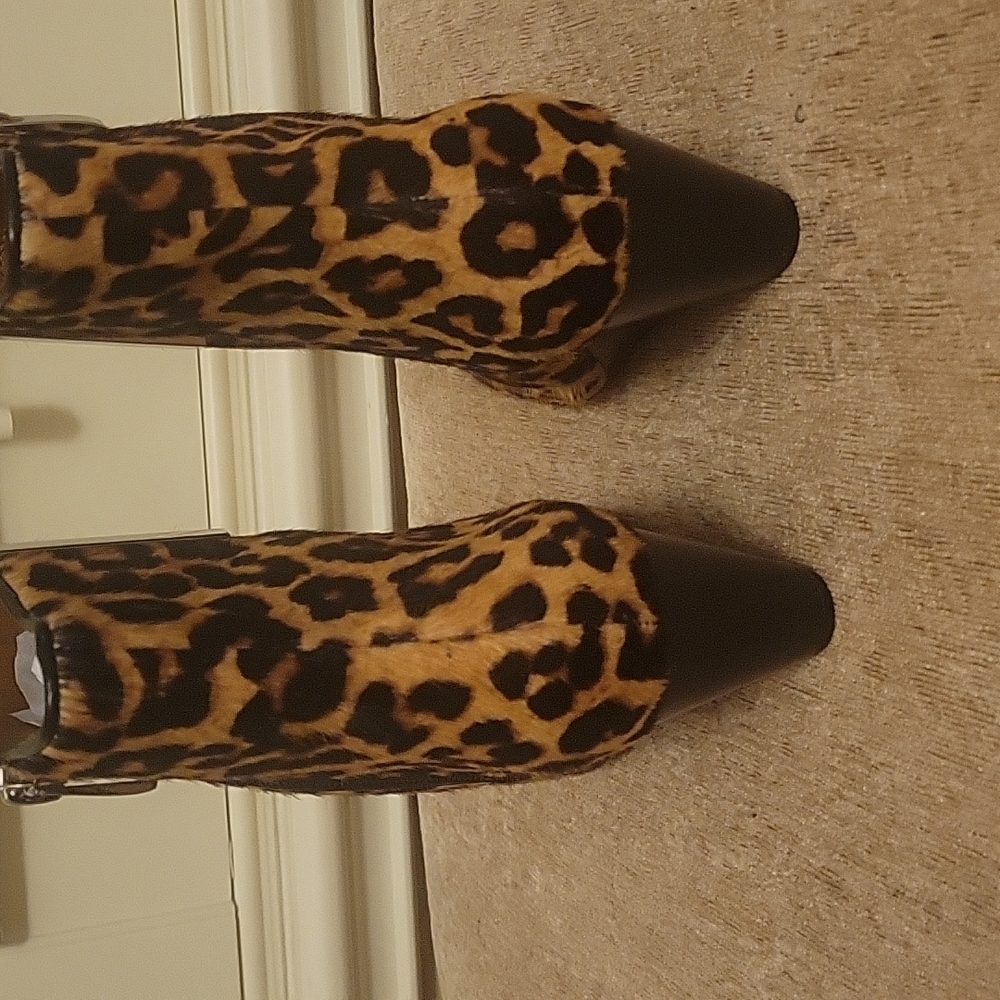 Franco  Sarto Calf Skin wedge booties. 🆕 Size 6 1/2 🔥 - Picture 4 of 7